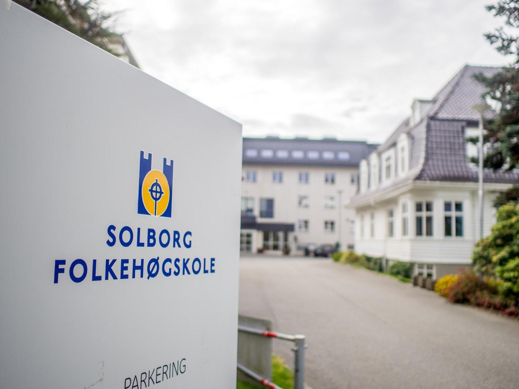 Solborg Folkehogskole Hostel สตาวังเงร์ ภายนอก รูปภาพ